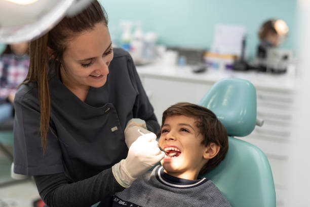 Best Cracked Tooth Emergency Dentist  in West Terre Haute, IN